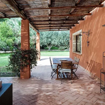 Belvilla By Oyo Arangea Dieci Villa *